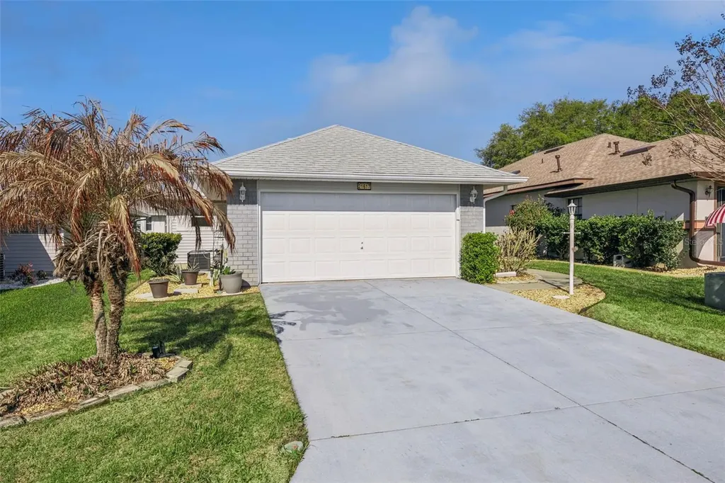 21617 Queen Elizabeth Court Leesburg FL 34748