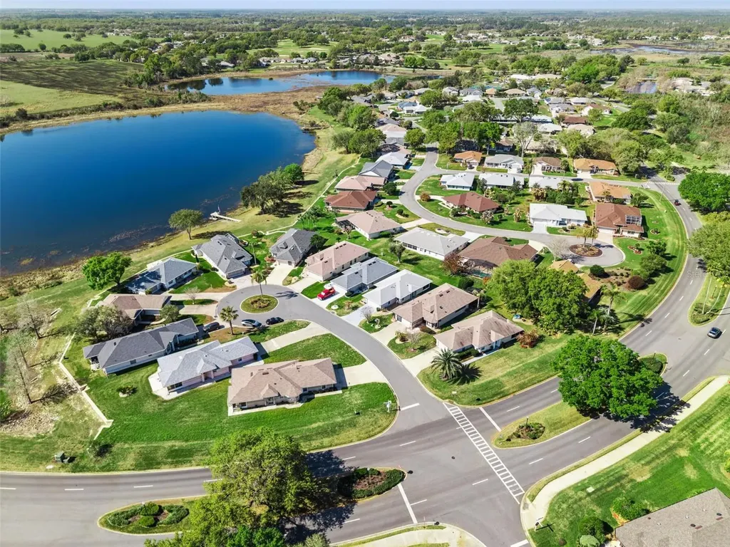 21617 Queen Elizabeth Court Leesburg FL 34748