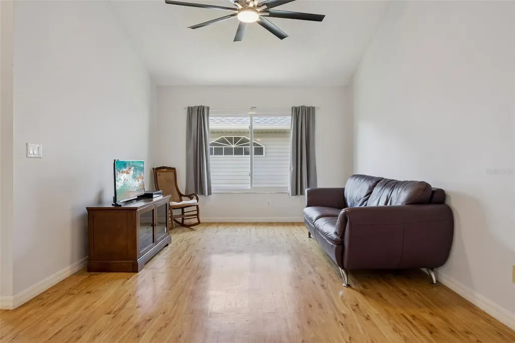 21617 Queen Elizabeth Court Leesburg FL 34748