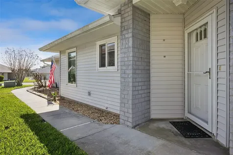 21617 Queen Elizabeth Court Leesburg FL 34748