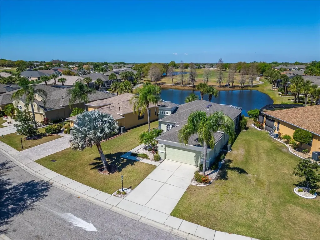 915 Regal Manor Way Sun City Center FL 33573