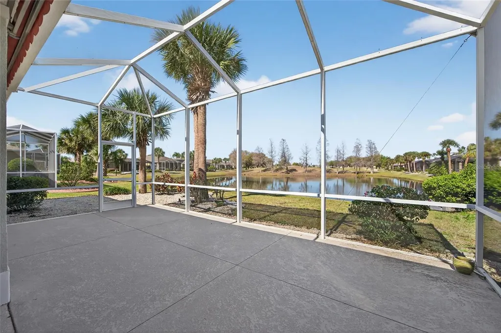 915 Regal Manor Way Sun City Center FL 33573