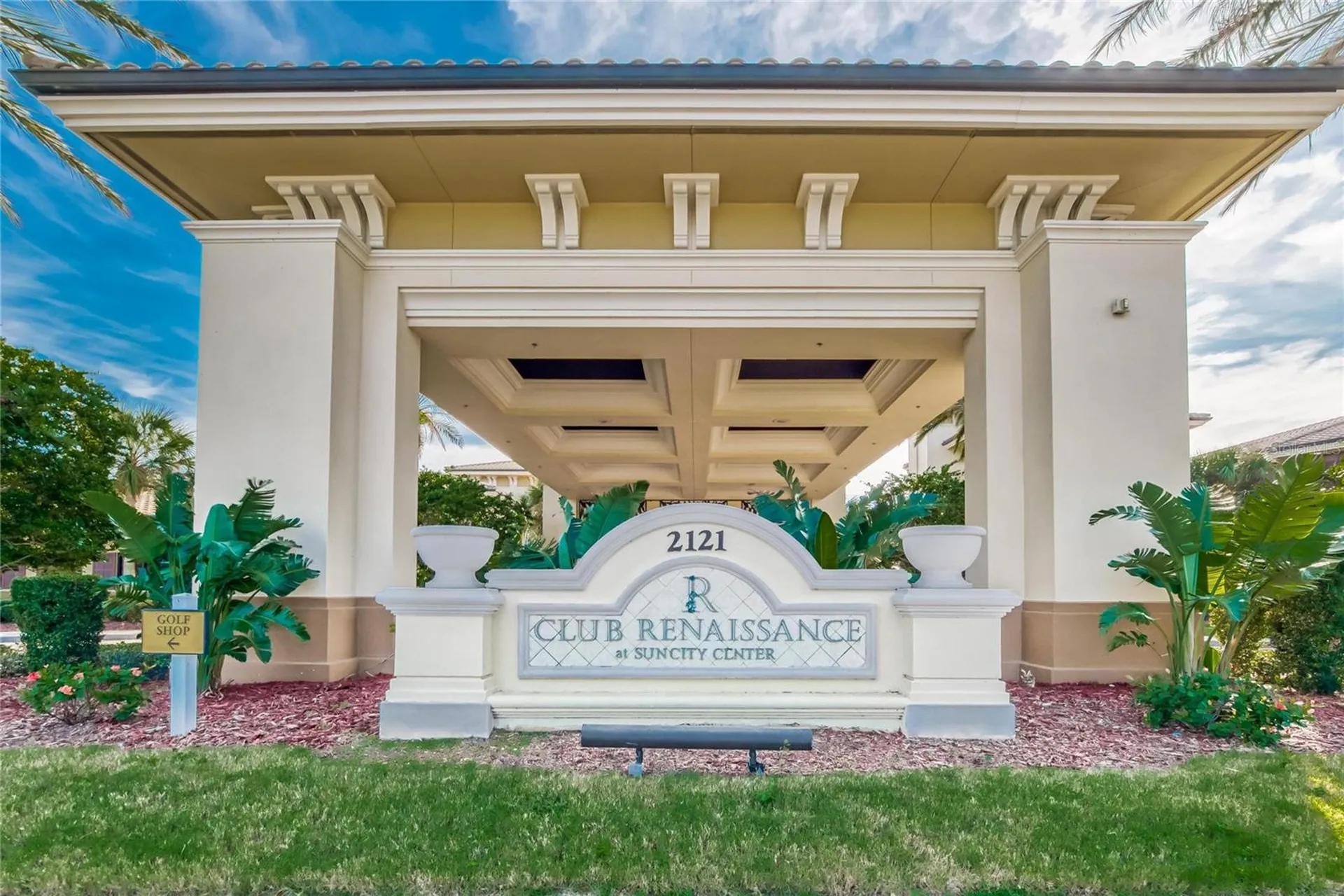 915 Regal Manor Way Sun City Center FL 33573