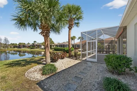 915 Regal Manor Way Sun City Center FL 33573