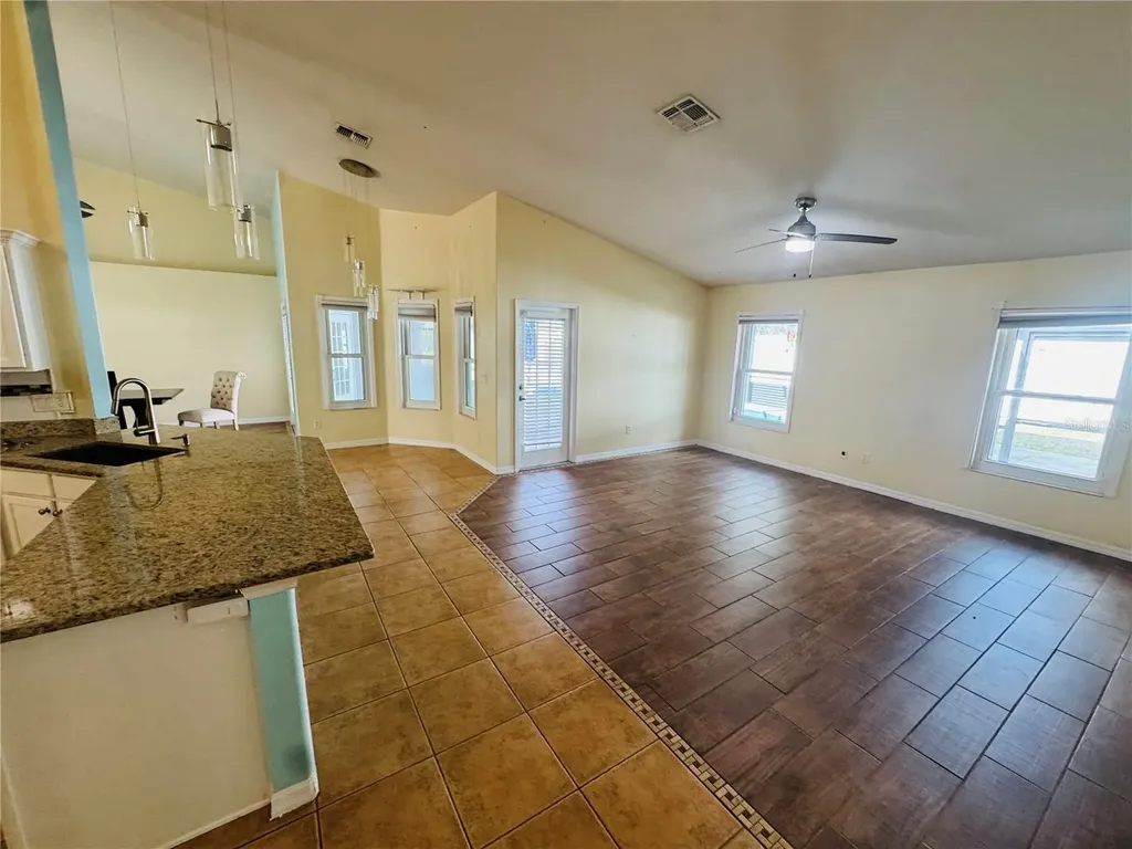 13797 SW 109th Lane Dunnellon FL 34432