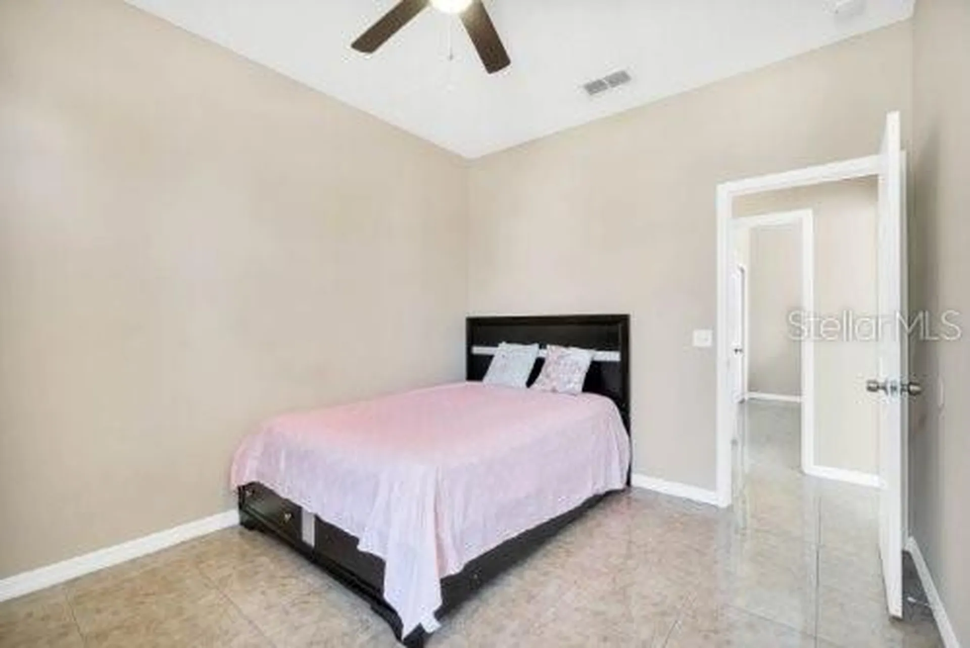 468 Acacia Tree Way Kissimmee FL 34758