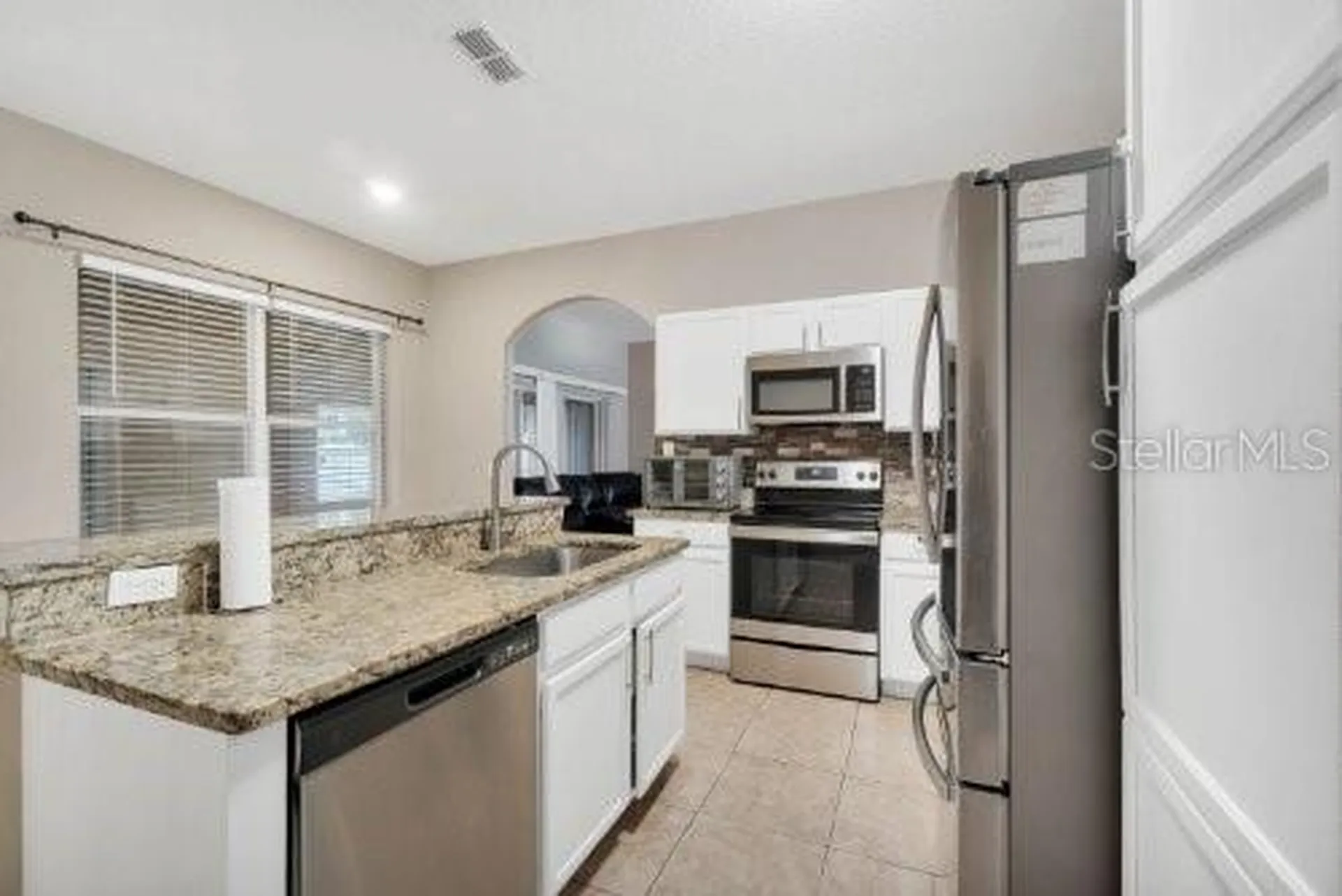 468 Acacia Tree Way Kissimmee FL 34758