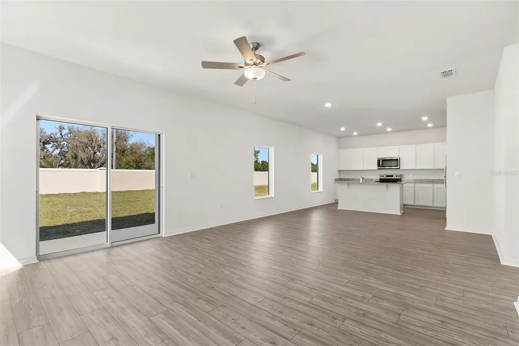 1790 White Elephant Loop Winter Haven FL 33884