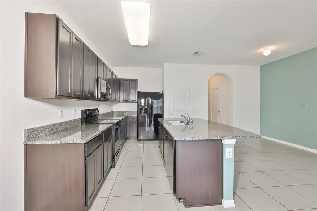 8969 Indigo Trail Loop Riverview FL 33578