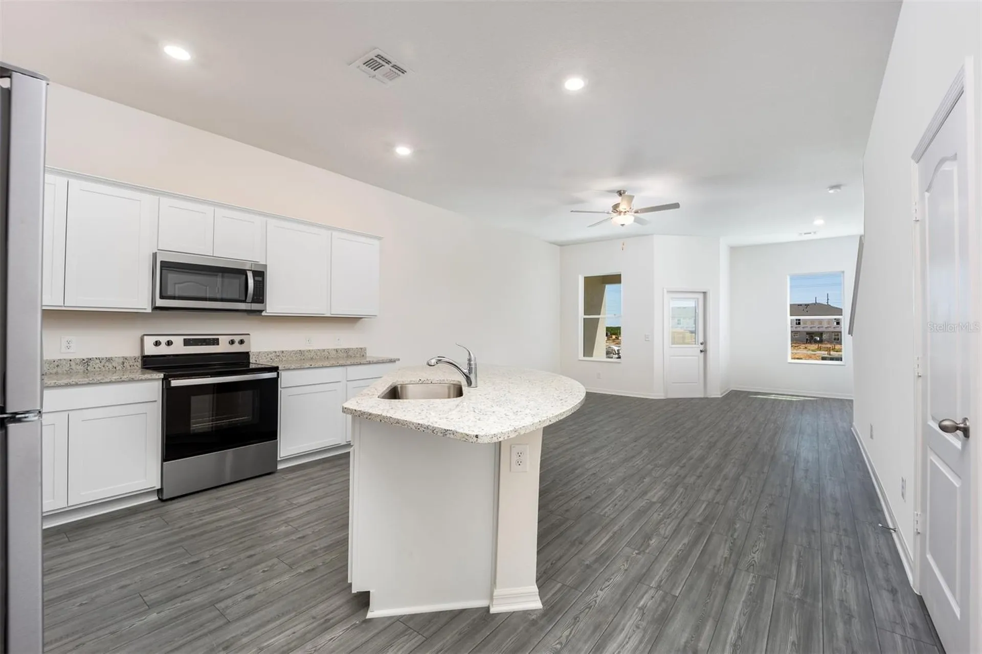 696 Poppy Lane Dundee FL 33838