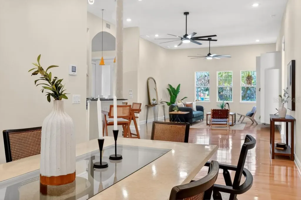 548 S Hyer Avenue Orlando FL 32801