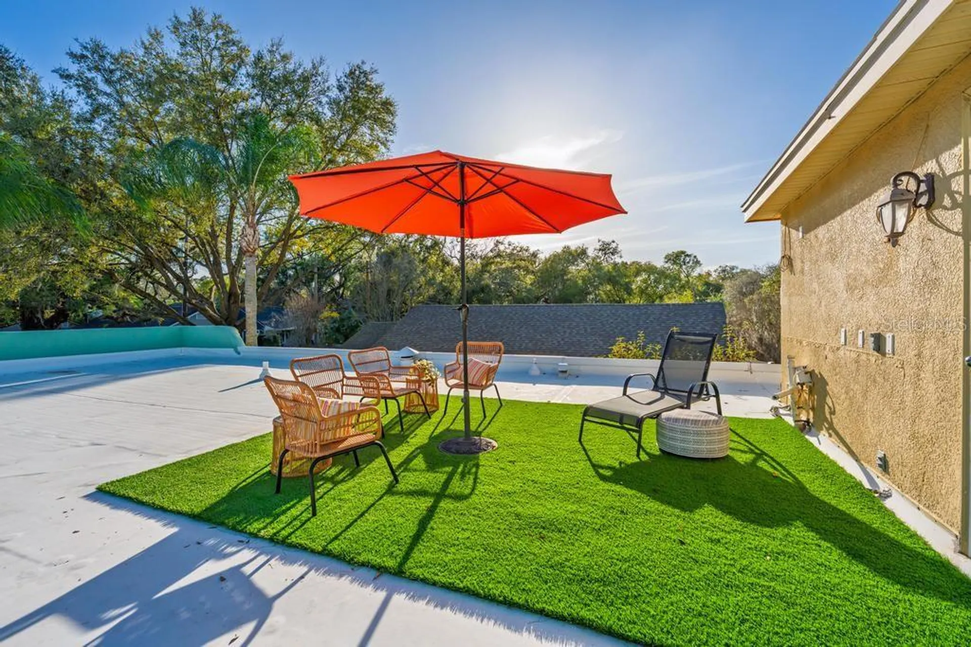 548 S Hyer Avenue Orlando FL 32801