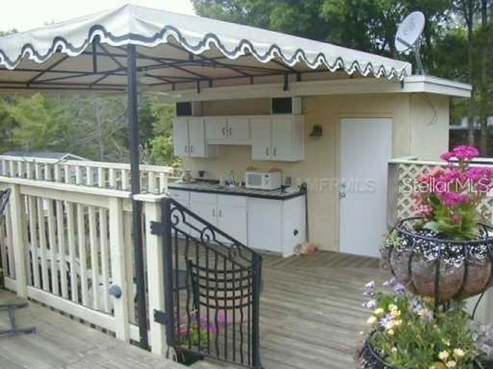548 S Hyer Avenue Orlando FL 32801