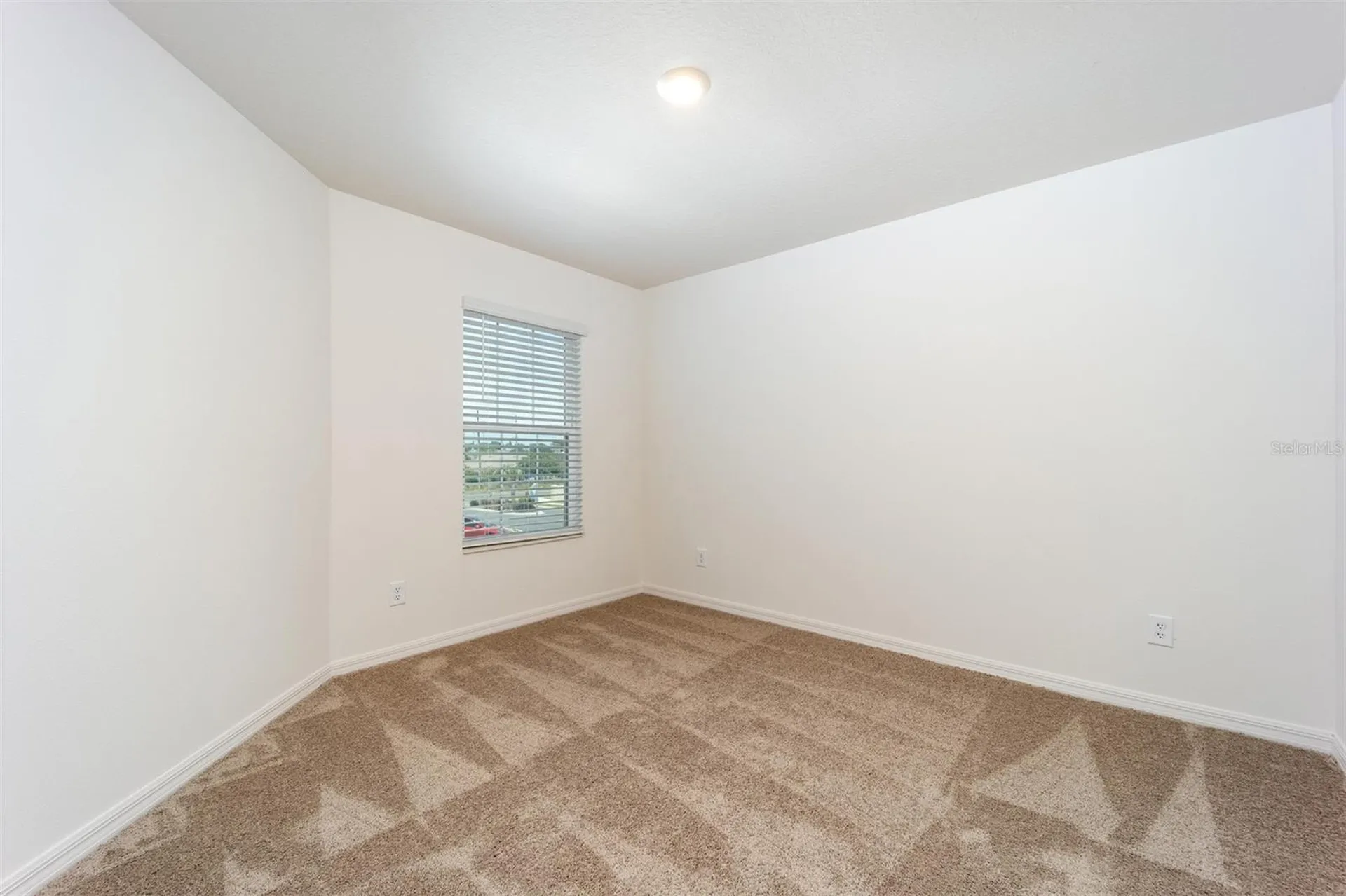 690 Poppy Lane Dundee FL 33838