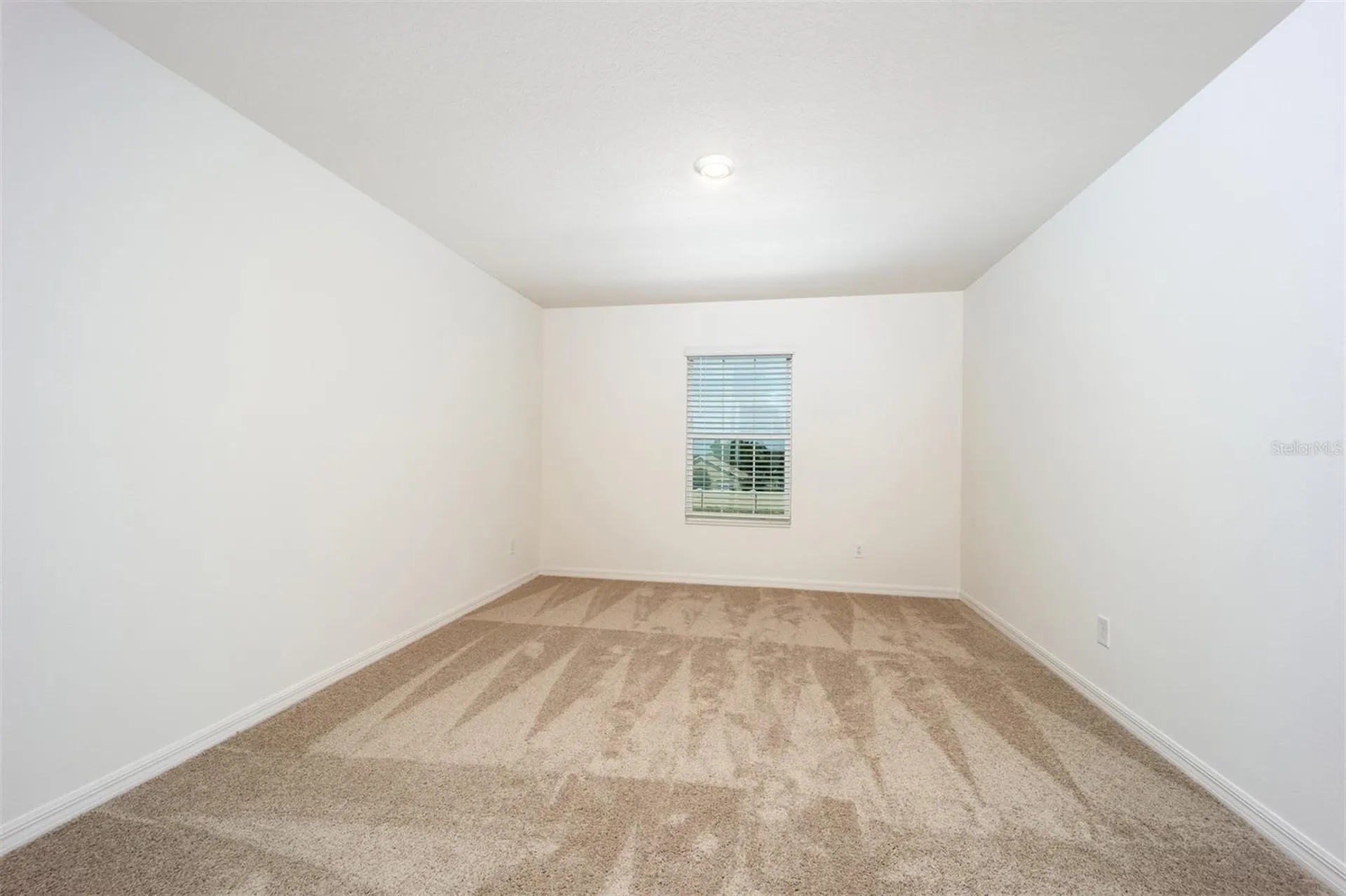 690 Poppy Lane Dundee FL 33838
