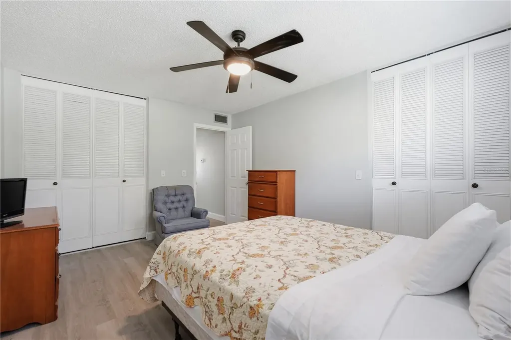 2750 E Bay Drive Largo FL 33771