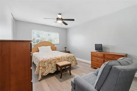 2750 E Bay Drive Largo FL 33771