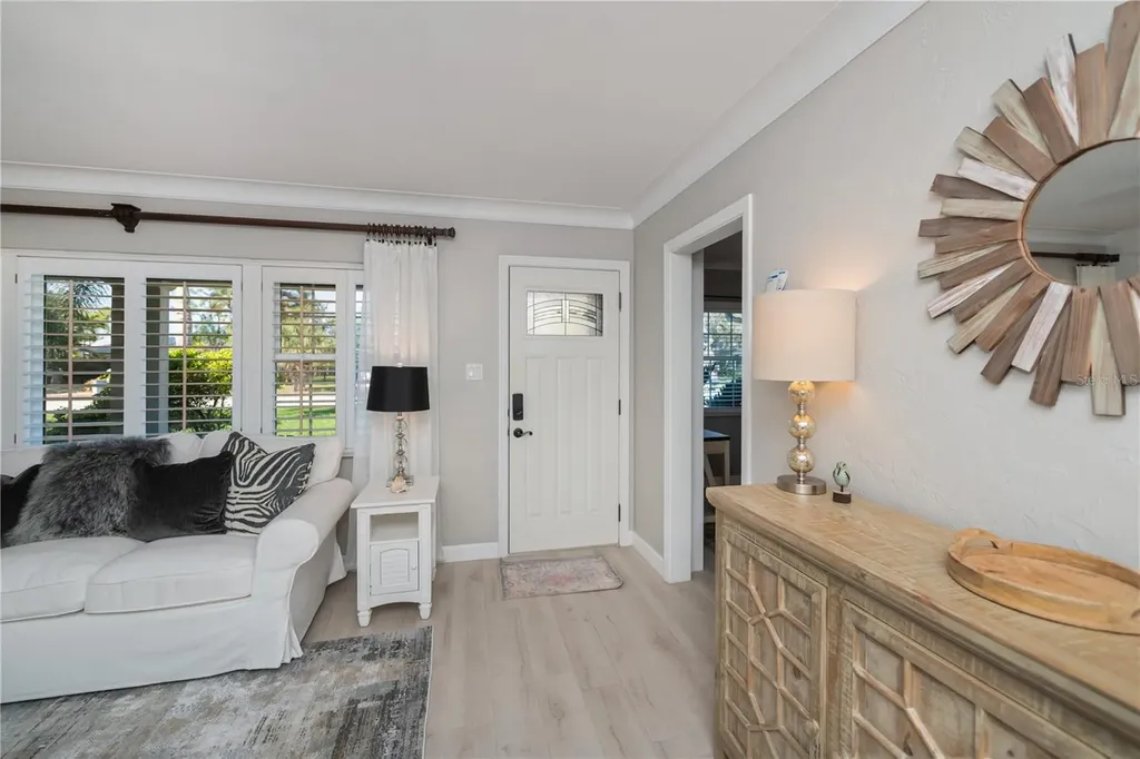 809 Nokomis Avenue S Venice FL 34285