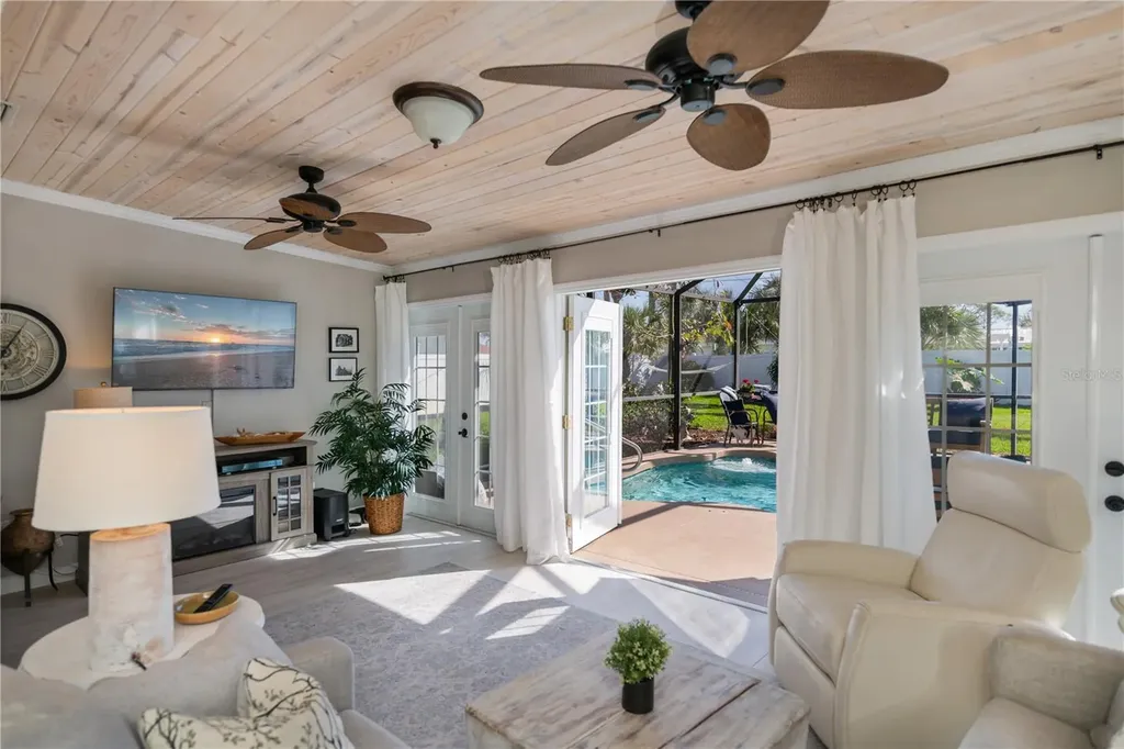809 Nokomis Avenue S Venice FL 34285