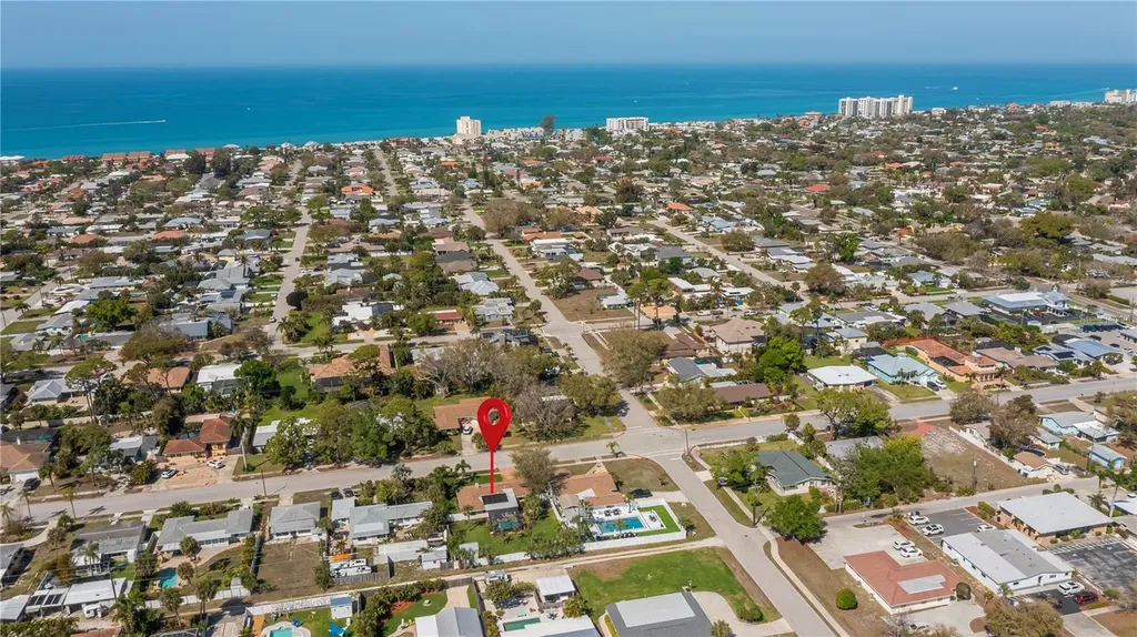 809 Nokomis Avenue S Venice FL 34285