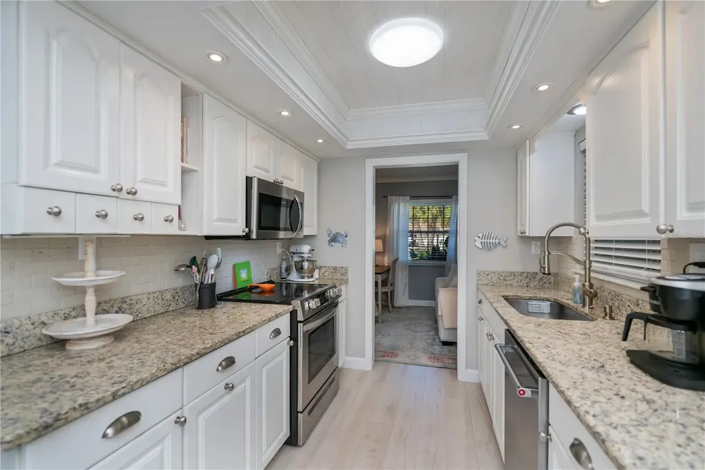809 Nokomis Avenue S Venice FL 34285