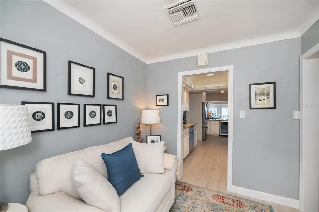 809 Nokomis Avenue S Venice FL 34285