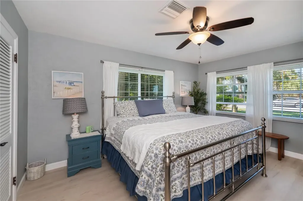 809 Nokomis Avenue S Venice FL 34285