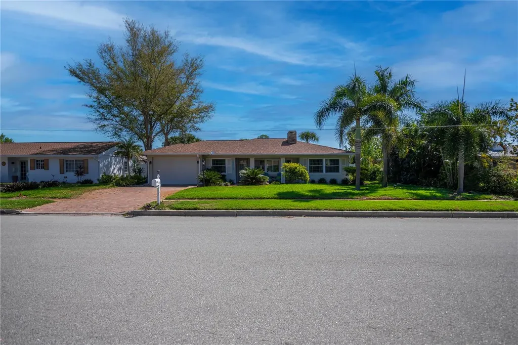809 Nokomis Avenue S Venice FL 34285