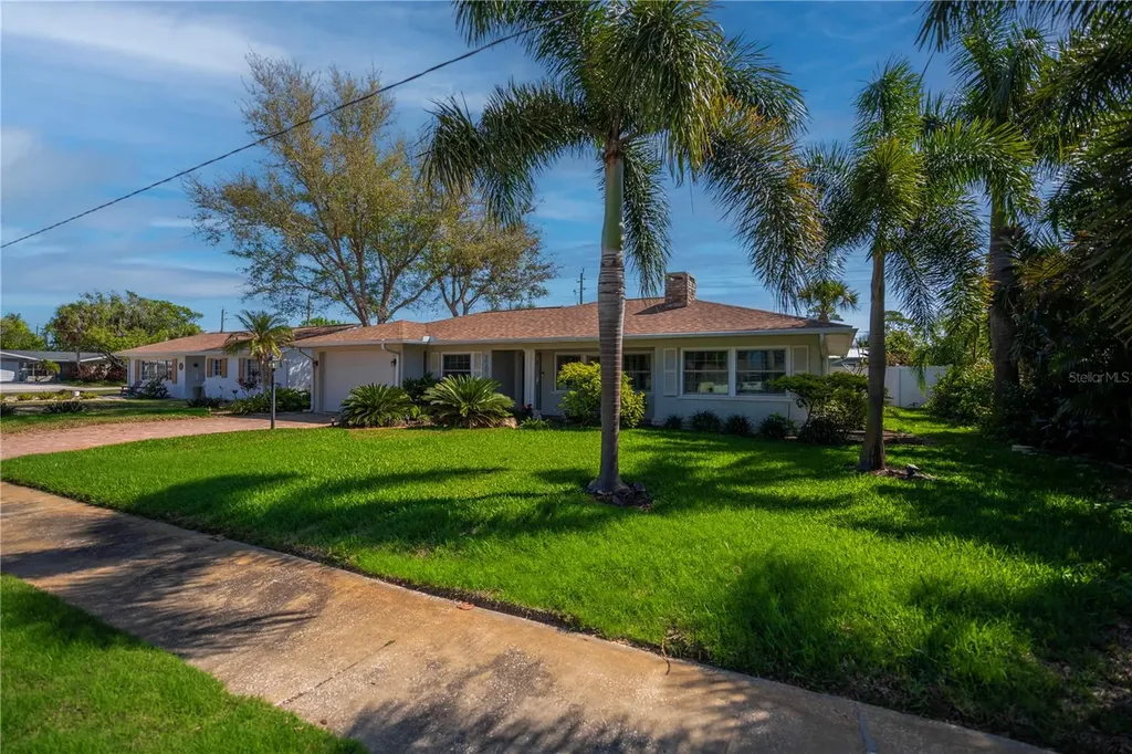 809 Nokomis Avenue S Venice FL 34285