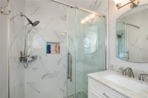 809 Nokomis Avenue S Venice FL 34285
