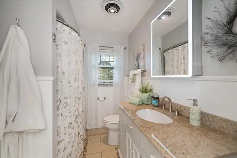 809 Nokomis Avenue S Venice FL 34285