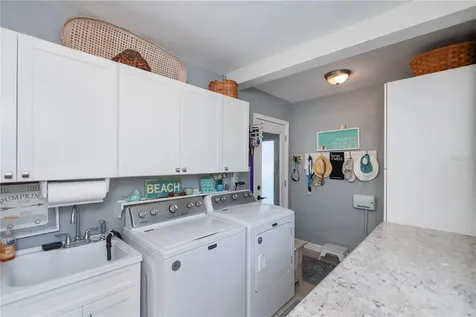 809 Nokomis Avenue S Venice FL 34285