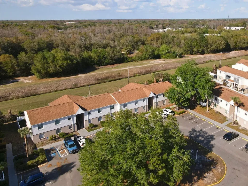 7210 N Manhattan Avenue Tampa FL 33614