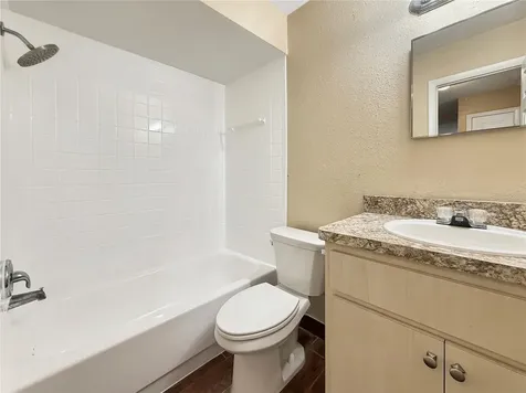 7210 N Manhattan Avenue Tampa FL 33614