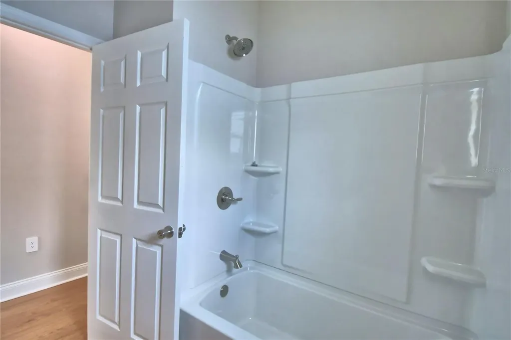 140 1st Street Winter Haven FL 33880