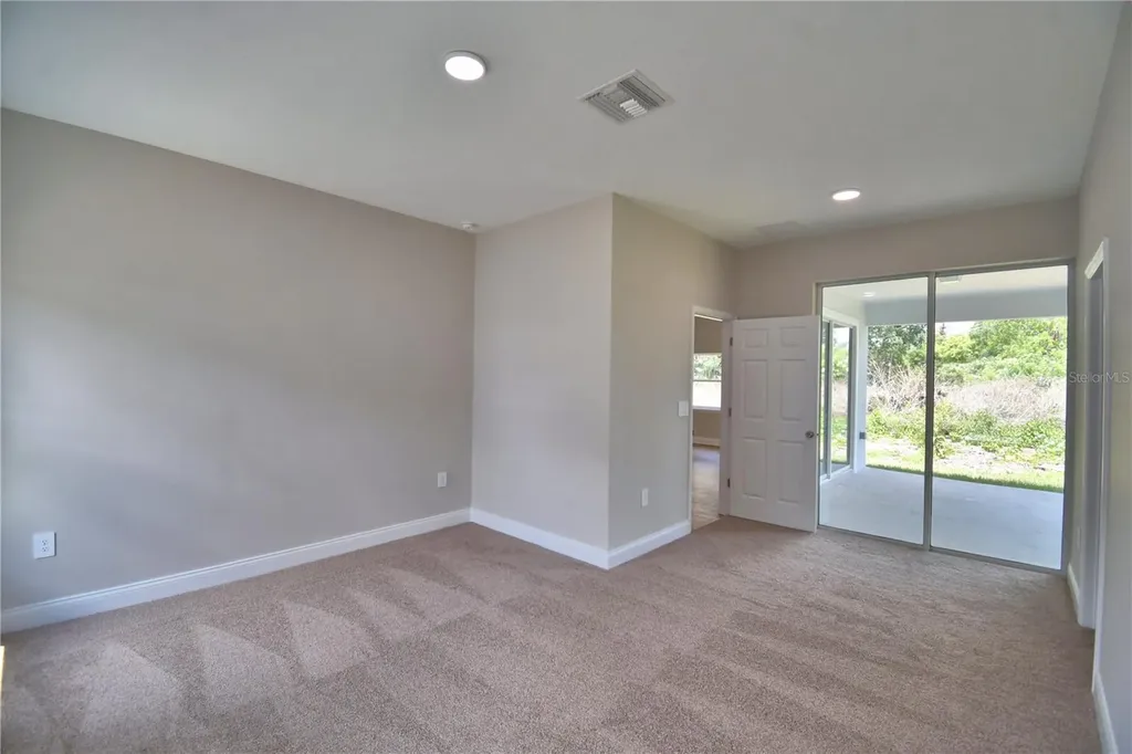 140 1st Street Winter Haven FL 33880