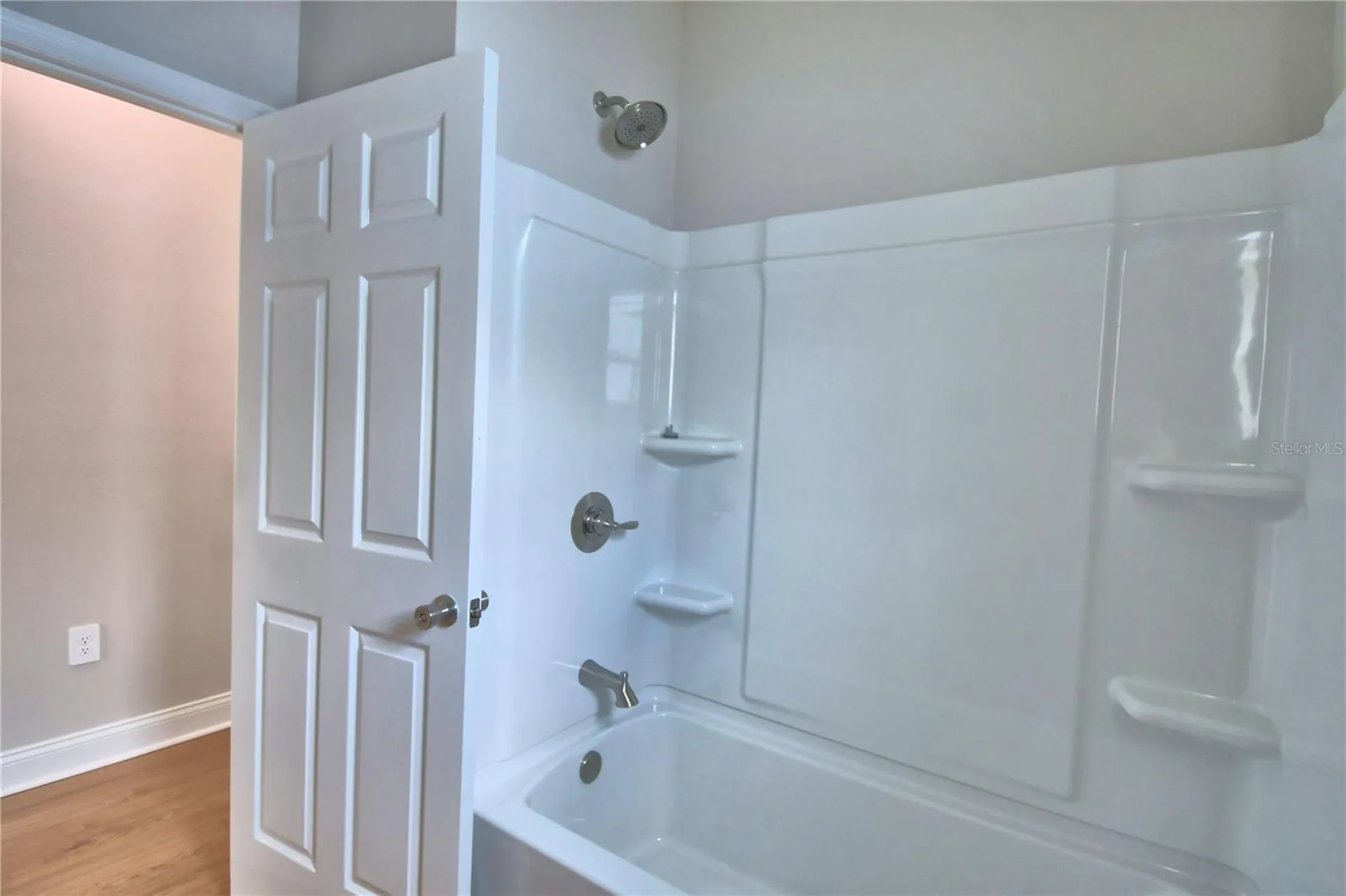 140 1st Street Winter Haven FL 33880