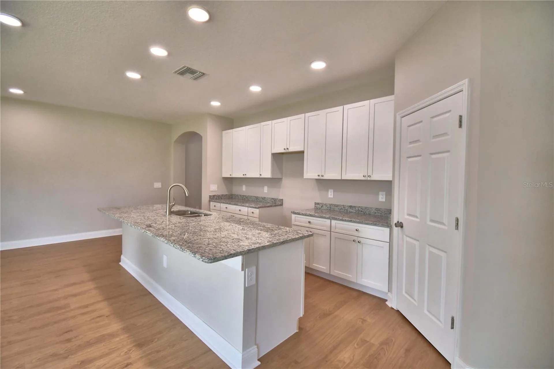 140 1st Street Winter Haven FL 33880