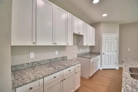 140 1st Street Winter Haven FL 33880