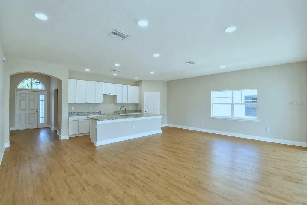 152 1st Street Winter Haven FL 33880