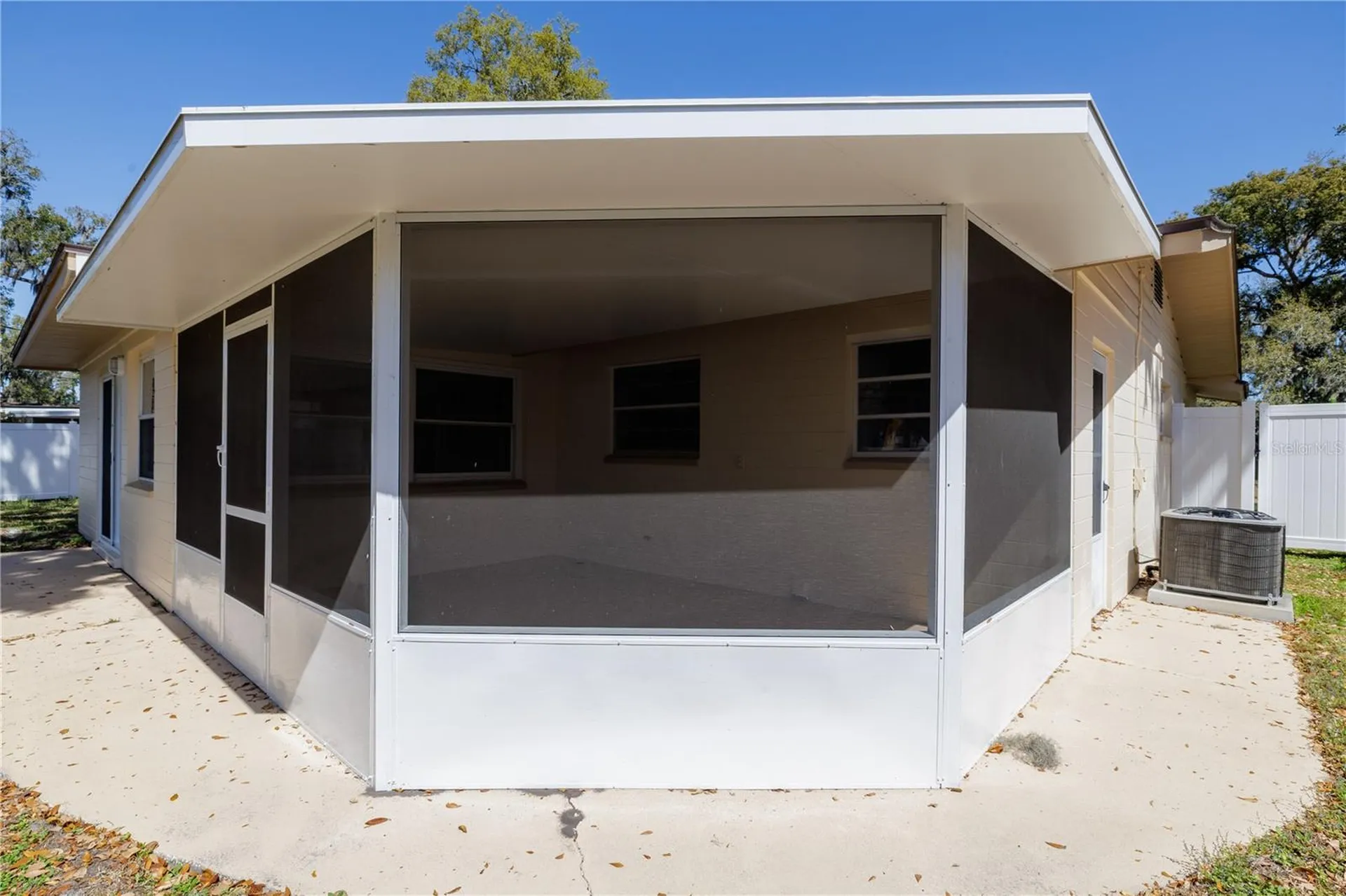 1016 Cherokee Ranch Road Holly Hill FL 32117