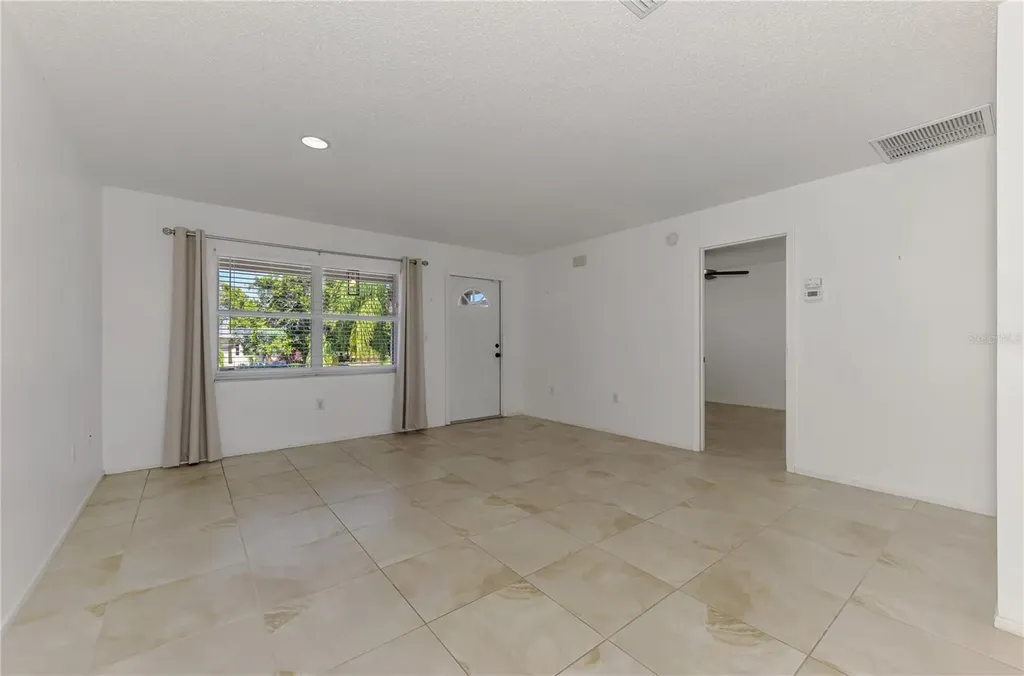 31 Oakland Hills Court Rotonda West FL 33947