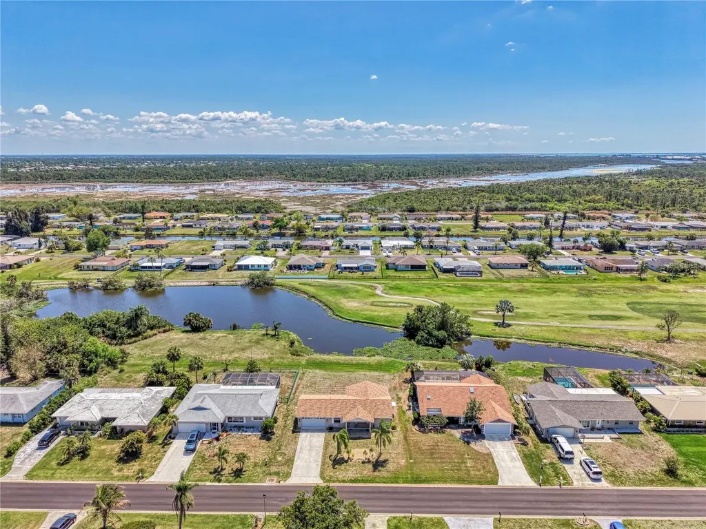 31 Oakland Hills Court Rotonda West FL 33947