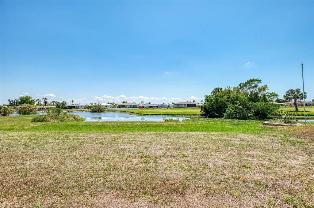 31 Oakland Hills Court Rotonda West FL 33947