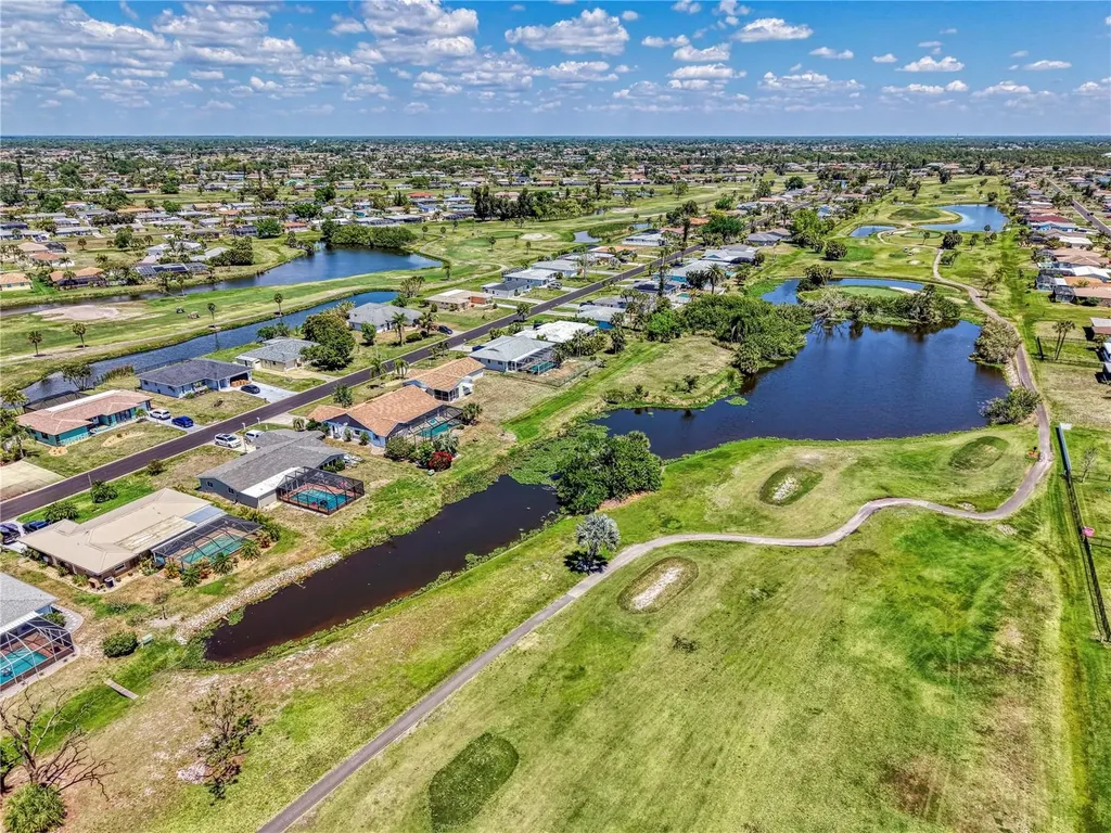 31 Oakland Hills Court Rotonda West FL 33947