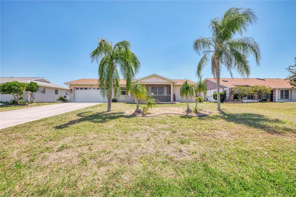 31 Oakland Hills Court Rotonda West FL 33947