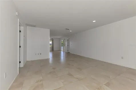 31 Oakland Hills Court Rotonda West FL 33947