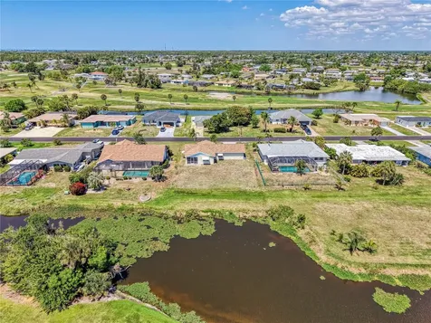 31 Oakland Hills Court Rotonda West FL 33947
