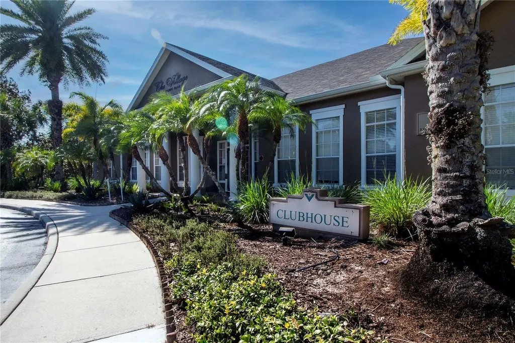 8926 Manor Loop Lakewood Ranch FL 34202