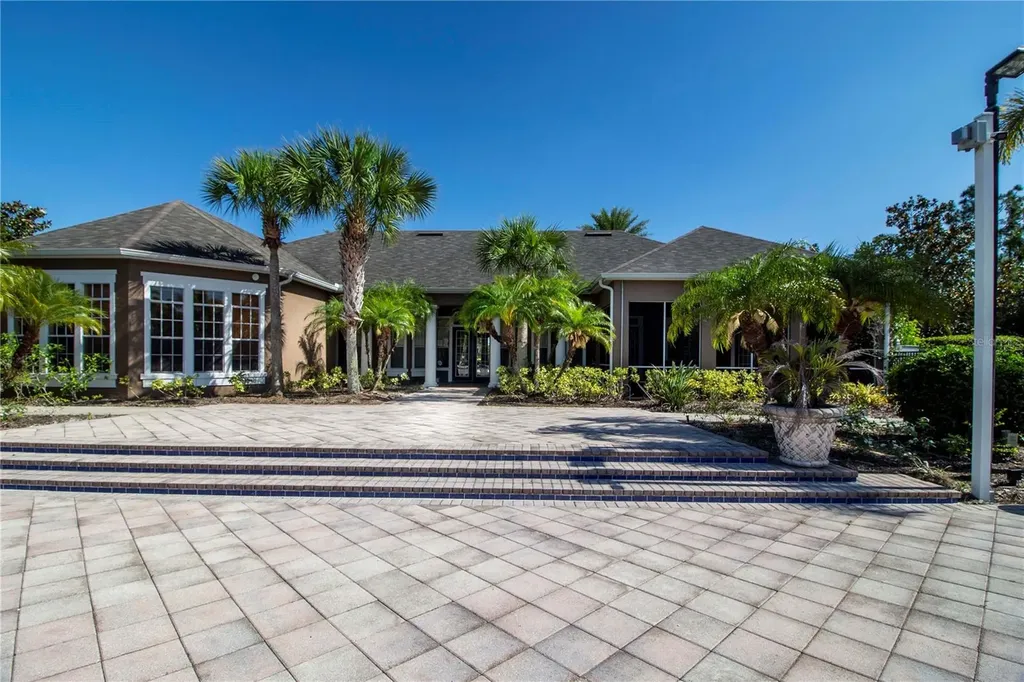 8926 Manor Loop Lakewood Ranch FL 34202